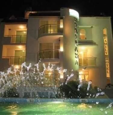 Semeen Hotel Afrikana Sveti Vlas Exterior photo
